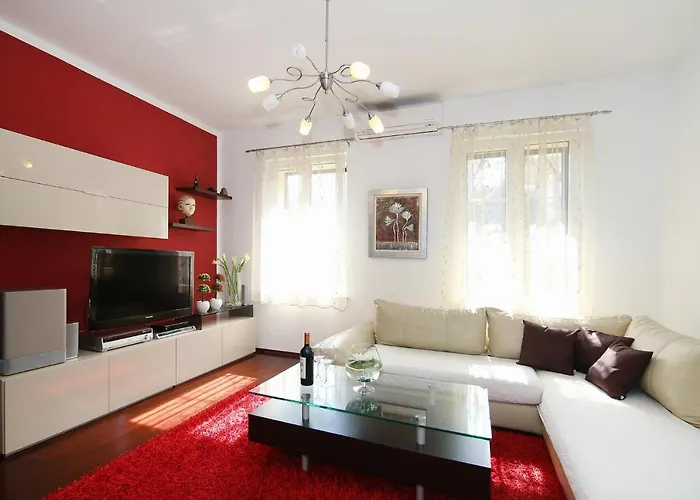 With A Parking Space - 7569 Apartamento Split